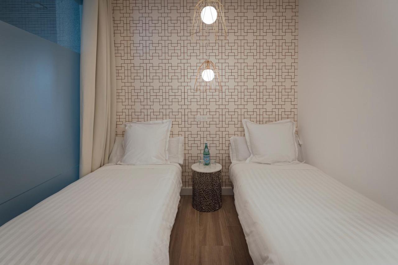 Galmen Suites Seville Exterior photo